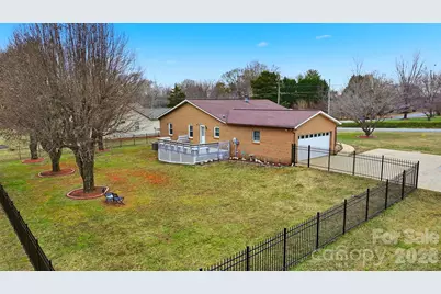 2336 21st Avenue NE, Hickory, NC 28601 - Photo 42