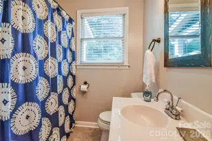 5 E Keesler St, Black Mountain, NC 28711 - Photo 16