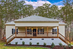 3429 Thoroughbred Ln, York, SC 29745 - Photo 2