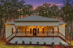 3429 Thoroughbred Ln, York, SC 29745 - Photo 1