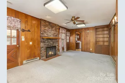 2640 Haywood Road, Hendersonville, NC 28791 - Photo 12