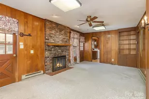 2640 Haywood Rd, Hendersonville, NC 28791 - Photo 12