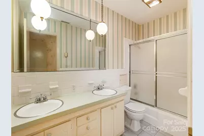 2640 Haywood Road, Hendersonville, NC 28791 - Photo 24