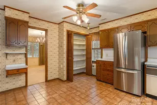 2640 Haywood Rd, Hendersonville, NC 28791 - Photo 10