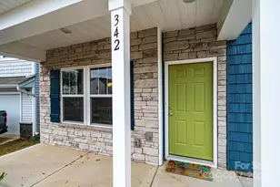 342 Bluebonnet Dr, Salisbury, NC 28146 - Photo 2