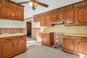 1914 Buffalo Shoals Rd, Lincolnton, NC 28092 - Photo 10