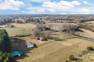 1422 Old Peachland Rd, Marshville, NC 28103 - Photo 42