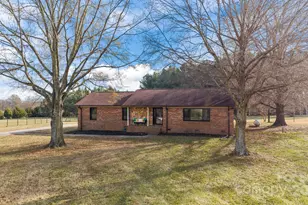 1422 Old Peachland Rd, Marshville, NC 28103 - Photo 4