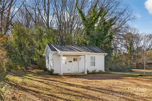 729 Wabash Ave, Charlotte, NC 28208 - Photo 32