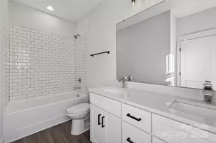 729 Wabash Ave, Charlotte, NC 28208 - Photo 12