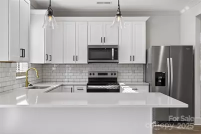 729 Wabash Avenue, Charlotte, NC 28208 - Photo 6