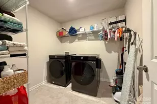 15107 Nichols Hall Dr, Charlotte, NC 28273 - Photo 32