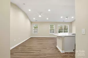 3028 Westwinds Ct, Charlotte, NC 28214 - Photo 4