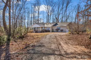 1095 Centennial Rd, Union Mills, NC 28167 - Photo 6