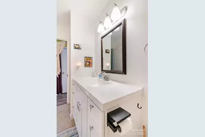 817 E 17th Street, Charlotte, NC 28205 - Photo 8