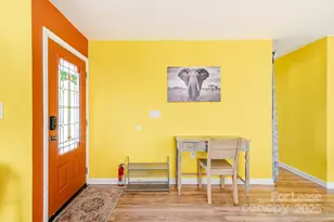 817 E 17th St, Charlotte, NC 28205 - Photo 16