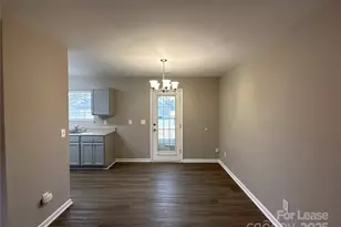 3631 Joel Turner Dr, Charlotte, NC 28216 - Photo 4