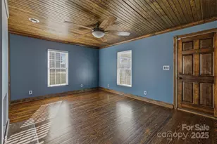 166 Duke St, Granite Falls, NC 28630 - Photo 4