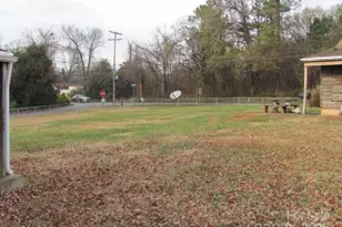 1103 E Main Street E, Dallas, NC 28034 - Photo 4