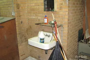 1103 E Main Street E, Dallas, NC 28034 - Photo 10