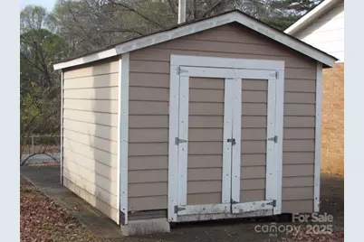 1103 E Main Street E, Dallas, NC 28034 - Photo 8