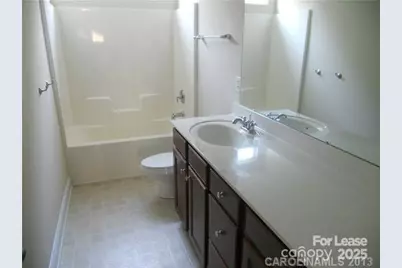 8536 Sagekirk Court, Charlotte, NC 28278 - Photo 10