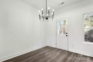 2533 Meadow Crossing Dr, Dallas, NC 28034 - Photo 8