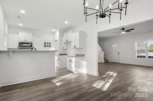 2533 Meadow Crossing Dr, Dallas, NC 28034 - Photo 10