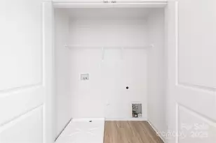 307 E Glendale Ave, Mount Holly, NC 28120 - Photo 18