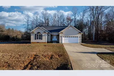 2284 Timberland Hills Drive, Newton, NC 28658 - Photo 4