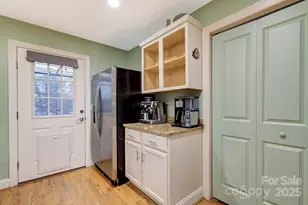 113 Pin Cherry Ln, Candler, NC 28715 - Photo 18