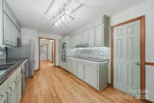 2091 Blowing Rock Blvd, Lenoir, NC 28645 - Photo 14