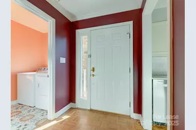 527 Hawthorne Lane #8, Charlotte, NC 28204 - Photo 4