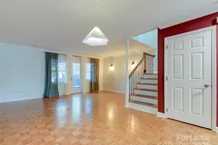 527 Hawthorne Ln, Charlotte, NC 28204 - Photo 18