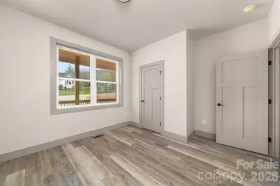 229 Edgewood Road S, Asheville, NC 28803 - Photo 8