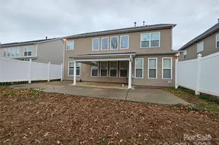 6319 Baltray Rd, Charlotte, NC 28278 - Photo 14