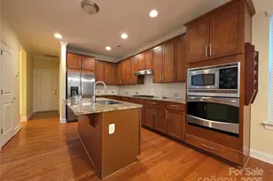 6319 Baltray Rd, Charlotte, NC 28278 - Photo 8