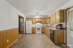1909 Charlotte Hwy, York, SC 29745 - Photo 14