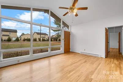 1902 19th Avenue NE, Hickory, NC 28601 - Photo 20