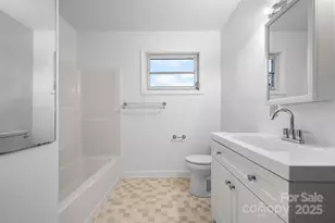 1902 19th Ave NE, Hickory, NC 28601 - Photo 32