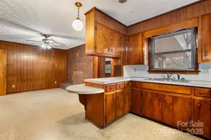 1902 19th Ave NE, Hickory, NC 28601 - Photo 24