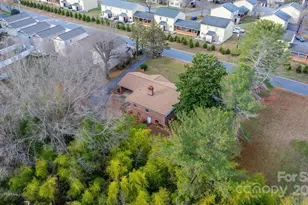 1902 19th Ave NE, Hickory, NC 28601 - Photo 38
