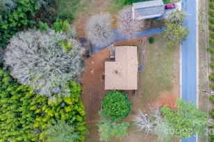 1902 19th Ave NE, Hickory, NC 28601 - Photo 16