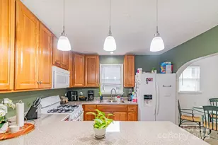 411 Willow Street S, Gastonia, NC 28054 - Photo 14