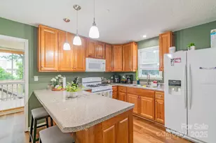 411 Willow Street S, Gastonia, NC 28054 - Photo 16