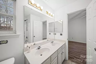 6766 Cypress Tree Lane, Charlotte, NC 28215 - Photo 16