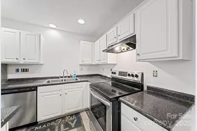 6766 Cypress Tree Lane, Charlotte, NC 28215 - Photo 22