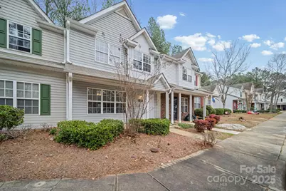 6766 Cypress Tree Lane, Charlotte, NC 28215 - Photo 2