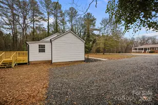 519 N Main St, Mount Gilead, NC 27306 - Photo 36