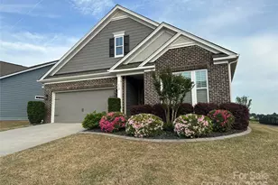 112 Canada Dr, Statesville, NC 28677 - Photo 2